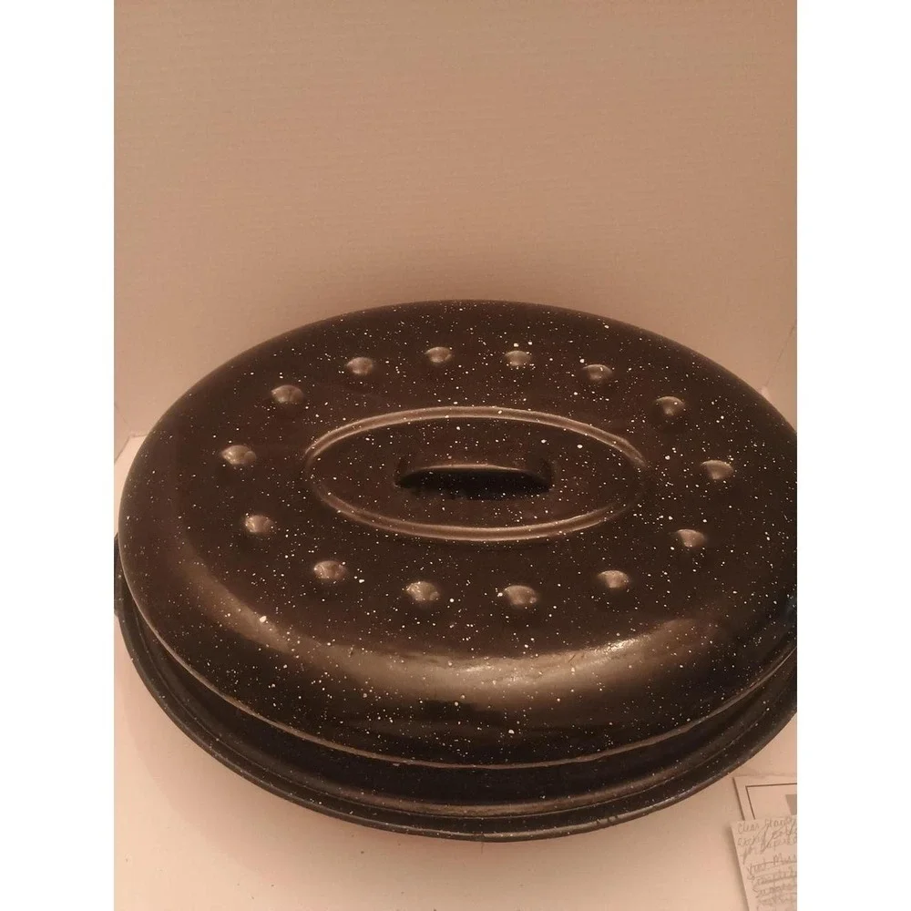 Large Roasting Pan With Lid
